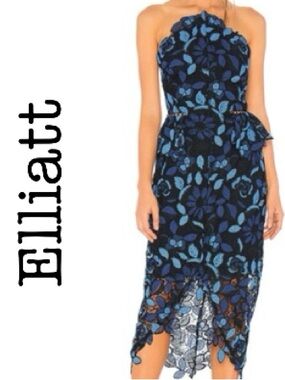 Elliatt Navy and Light Blue Strapless Floral Lace Midi Dress Size Large